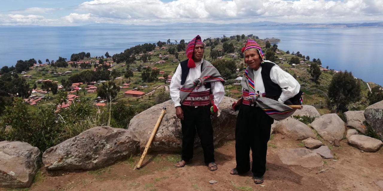 Taquile Hospedaje Mario Huillanopampa エクステリア 写真