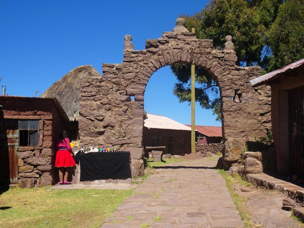 Taquile Hospedaje Mario Huillanopampa エクステリア 写真