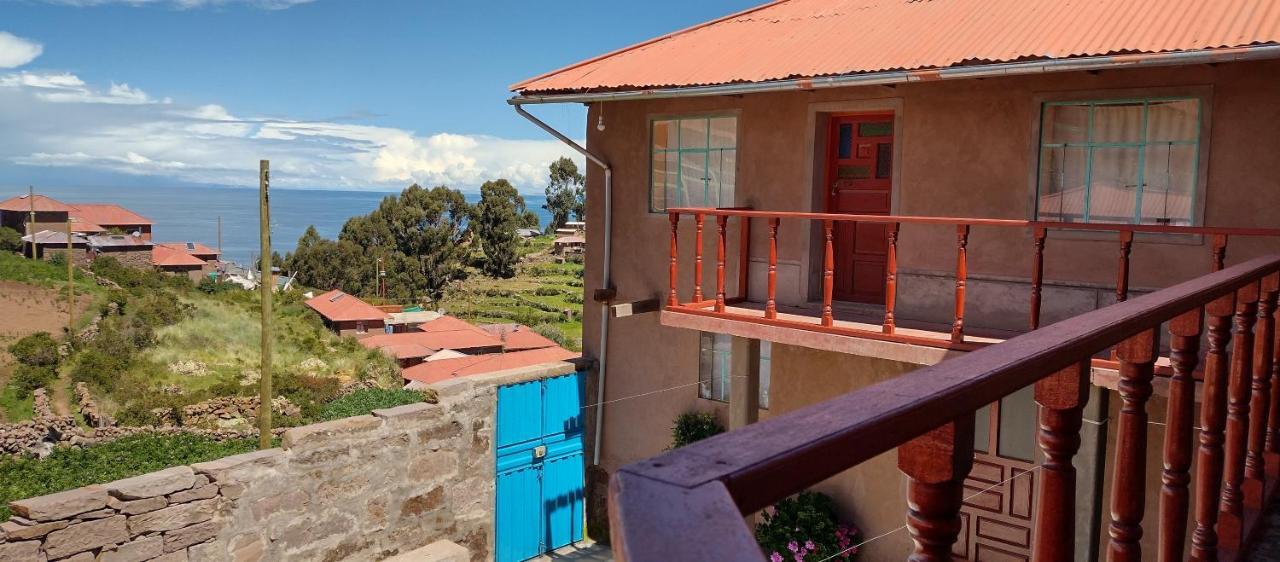 Taquile Hospedaje Mario Huillanopampa エクステリア 写真