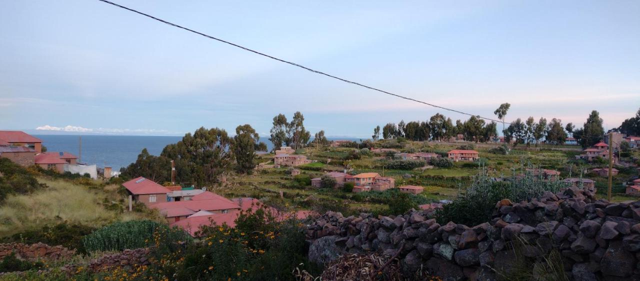 Taquile Hospedaje Mario Huillanopampa エクステリア 写真