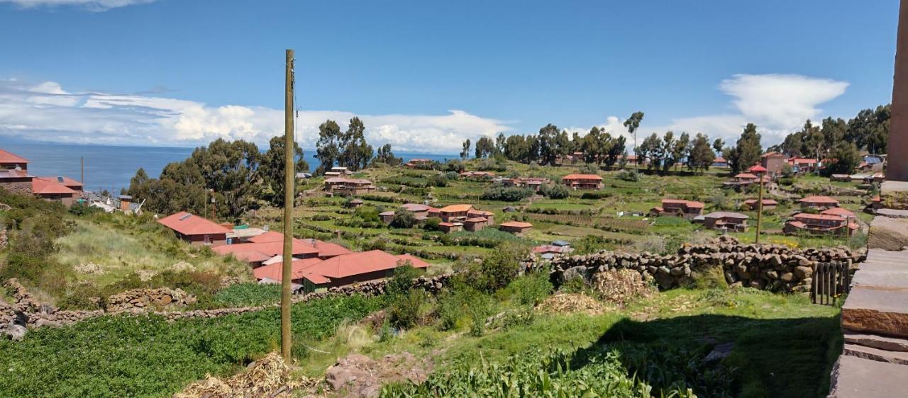 Taquile Hospedaje Mario Huillanopampa エクステリア 写真