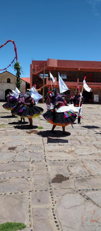 Taquile Hospedaje Mario Huillanopampa エクステリア 写真